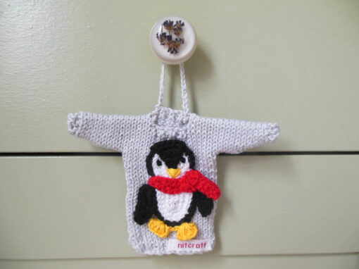 penguin-mini-sweater-ornament