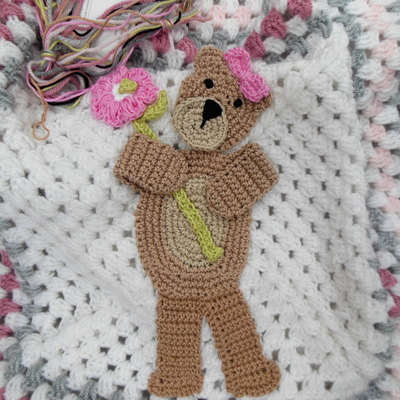 crochet-baby-blanket-with-teddy-bear