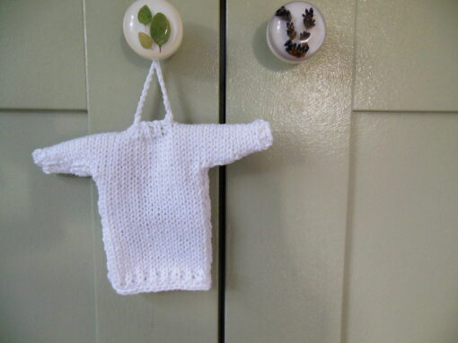 just-married-mini-sweater-ornament